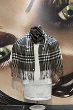 Burberry Vintage Genuine Scarf