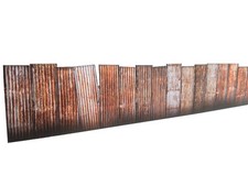 9ft CORRUGATED IRON FENCING & GRAFFITI CARD KIT OO GAUGE MODEL RAILWAY KX022-OO