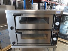 Lincat PO425-2  Twin Deck Pizza Oven 8 x 10" Single Phase (1048) £900 + Vat