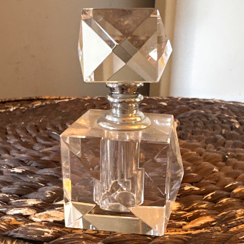 Clear faceted glass - clear,