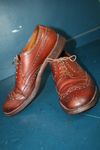 Vtg russell bromley brown - russell,