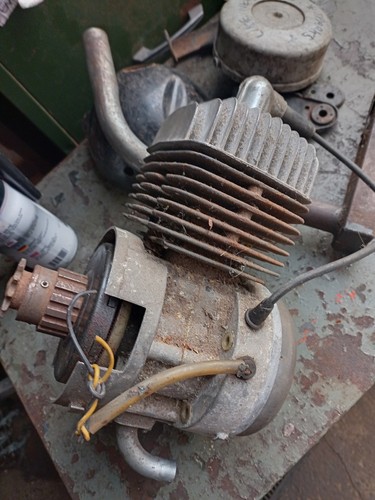 Batavus engine - ,