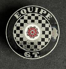 BOND EQUIPE GT ENAMEL BONNET CAR BADGE EMBLEM TRIUMPH HERALD VITTESSE SPORTSCAR