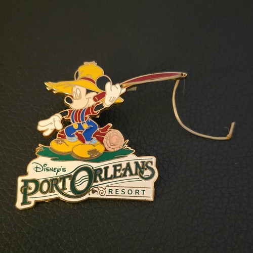 Disney official pin - official, trading