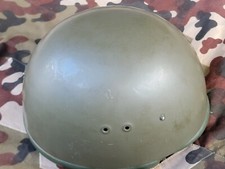 EAST GERMAN PARATROOPER HELMET