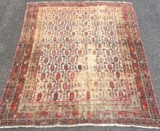 A DELIGHTFUL ANTIQUE HANDMADE TRADITIONAL ORIENTAL RUG (192 x 155 cm)*