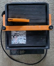 Plasplugs Electric wet saw' Tile Cutter 230V