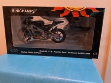 Minichamps Valentino Rossi 202 Pre Season Test Bike