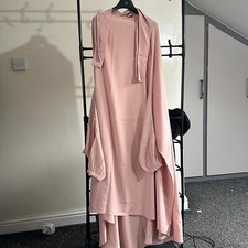 khimar with sleeves
