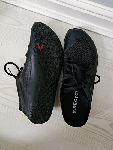 Vivobarefoot black eur size - black,