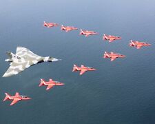 RED ARROWS & VULCAN BOMBER RAF