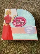Along Came Betty Gift Set Body