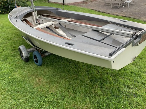 Wayfarer dinghy ready to - wayfarer,