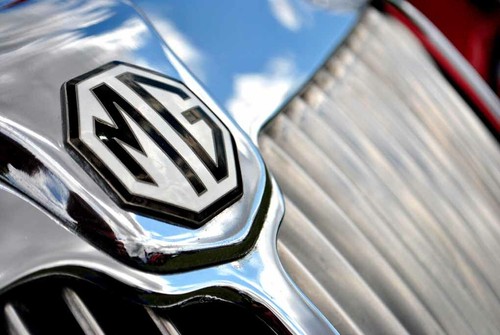Classic sports car front - mg,