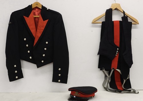 Genuine royal artillery mess - a,