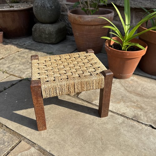 Lovely vintage woven wicker - lovely,