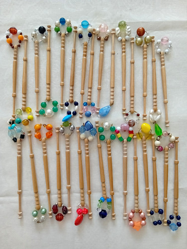 Wooden lacemaking bobbins - 30,