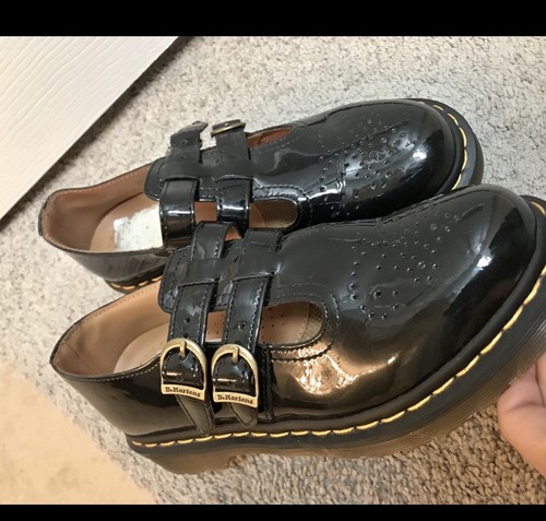 Martens black patent - dr.,