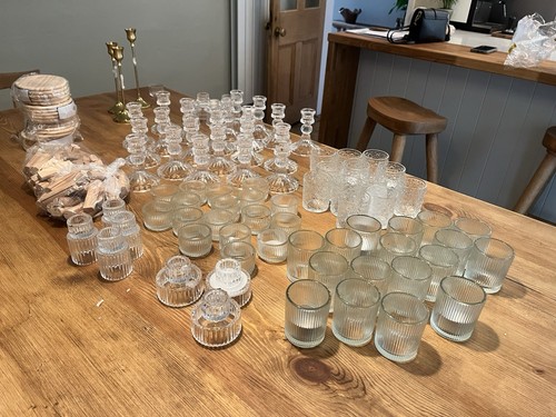Wedding table decorations job - wedding,