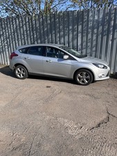 BREAKING 2012 FORD FOCUS MK3