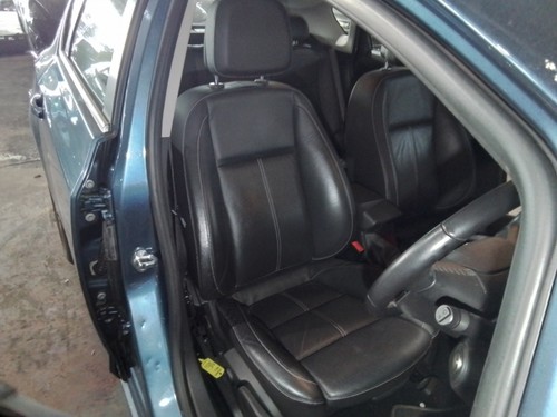 Front seat vauxhall - front,