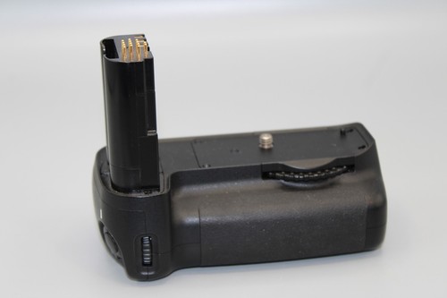 Nikon d80 battery grip - 🔋,