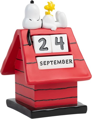 Official peanuts snoopy - peanuts,