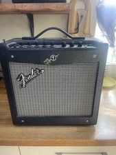 FENDER Mustang 1 v2 Electric