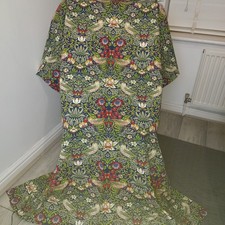 William Morris Strawberry