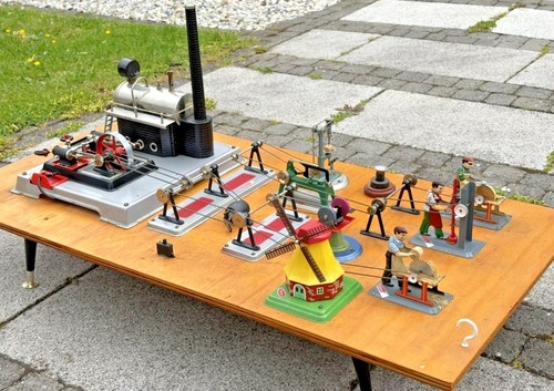 Wilesco d22 steam engine - -,