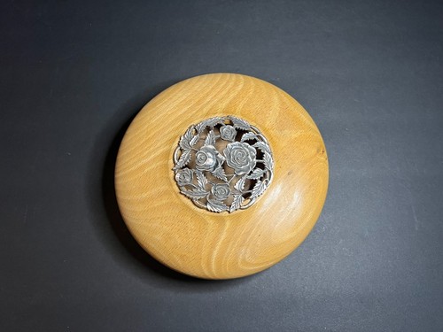 Vintage round wooden - round,