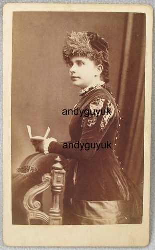 Cdv lady dress - lady, bonnet