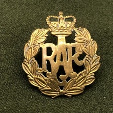 British Army Cap Badge - Royal Air Force RAF