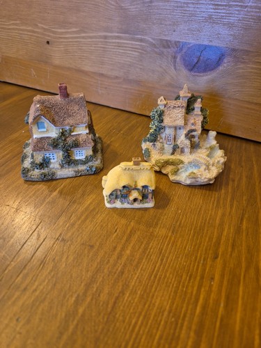 Miniature cottages - 3,