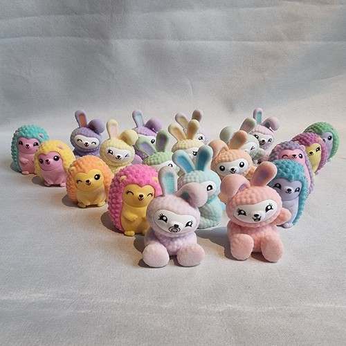 Topps love flocked figures - love,