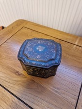 Vintage Floral Horner Hinged