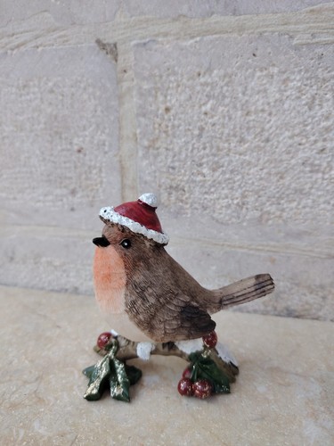 Christmas robin bird figurine - robin,