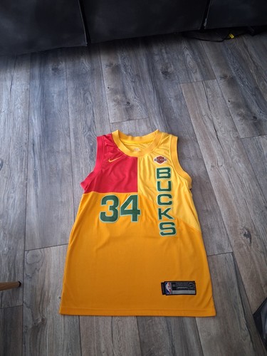 Giannis antetokounmpo - giannis,