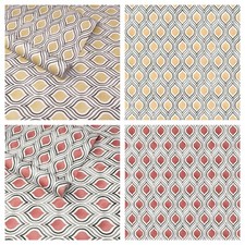 Paste The Wall -  Retro