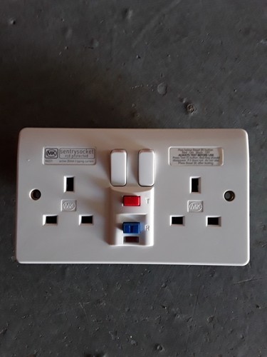 Sentrysocket rcd 13amp - mk,