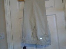 NEW MENS ISLAND GREEN GOLF