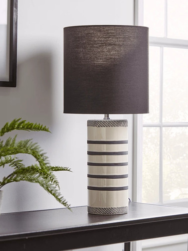 Stylish ceramic table lamp - ceramic,