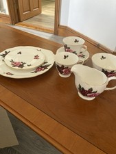 Crown Regent Roses Bone China