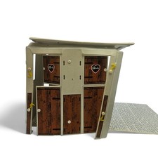 Sindy - Vintage Horse, Pony Stable Will Need DIY Missing Pegs 