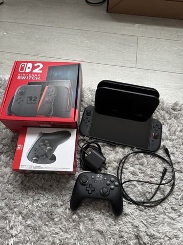 Nintendo switch console - 2,