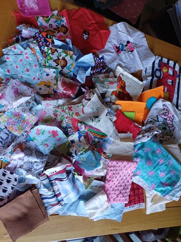 Scraps fabric job lot bundle - scraps,