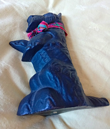 Cast iron black scottie - cast,