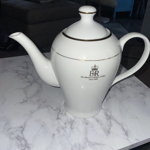 102 vintage queen elizabeth - ,