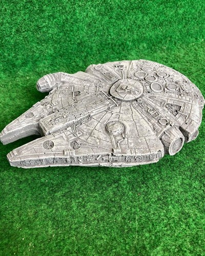 Concrete millennium falcon - millennium,