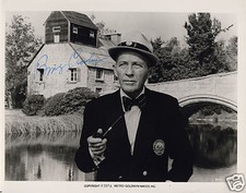 BING CROSBY AUTOGRAPH SIGNED